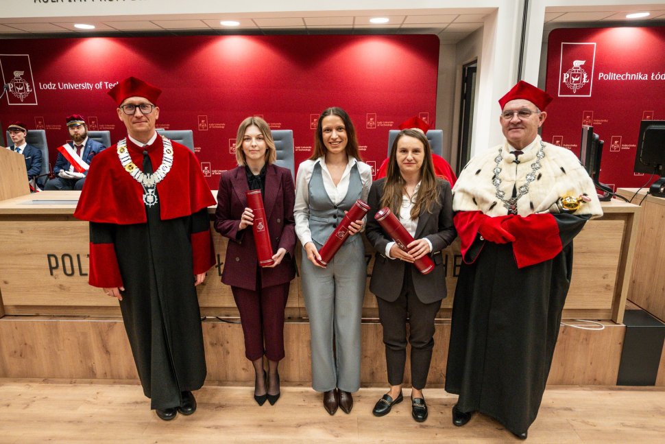 Wręczenie promocji doktorskich